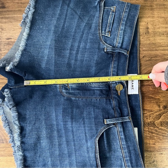 Frame Denim Dark Wash Jean Shorts 3 Inch - Picture 5 of 6